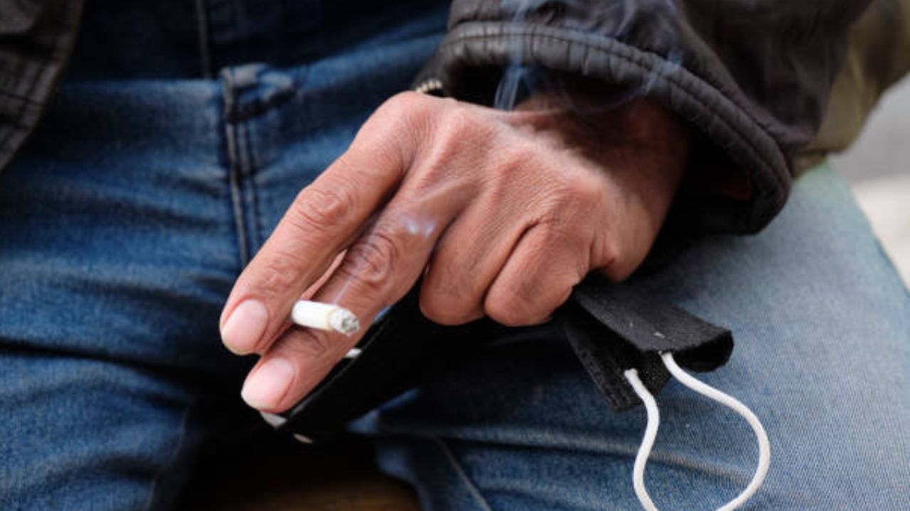 Tabagismo: Pulmões de ex-fumantes podem se regenerar mesmo com substâncias tóxicas do cigarro Lorena Bueri
