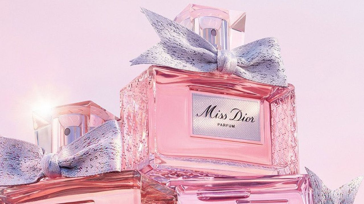 Fragrância da juventude: conheça detalhes do novo perfume Miss Dior  Lorena Bueri