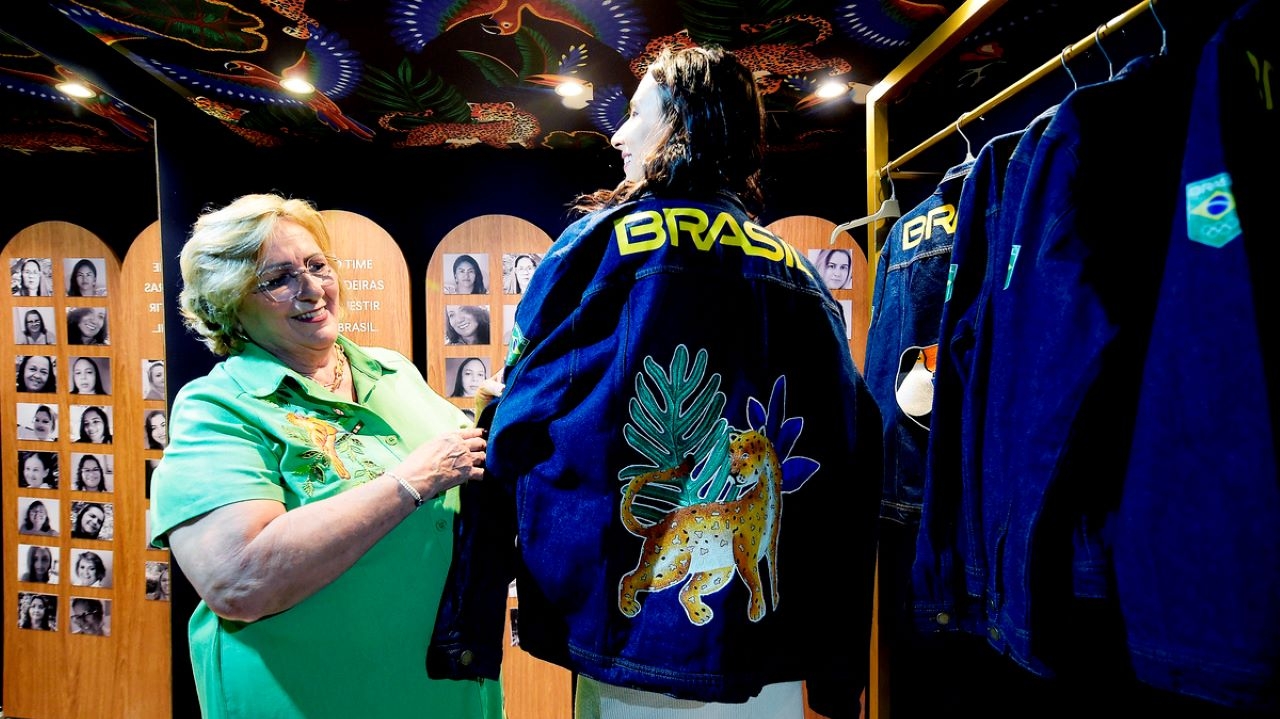 Confira o uniforme brasileiro da delegação para as Olímpiadas Lorena Bueri