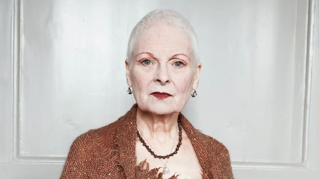 Roupas de Vivienne Westwood serão expostas e leiloadas em Londres Lorena Bueri
