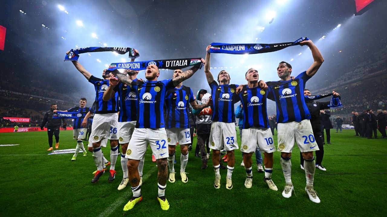 Inter de Milão conquista seu 20º título da Série A e supera o Milan Lorena Bueri