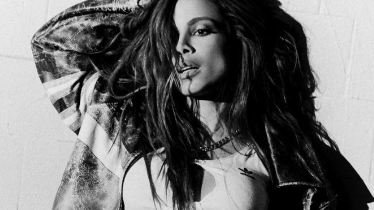 'Funk Generation': Anitta domina o Spotify com seu novo álbum Lorena Bueri
