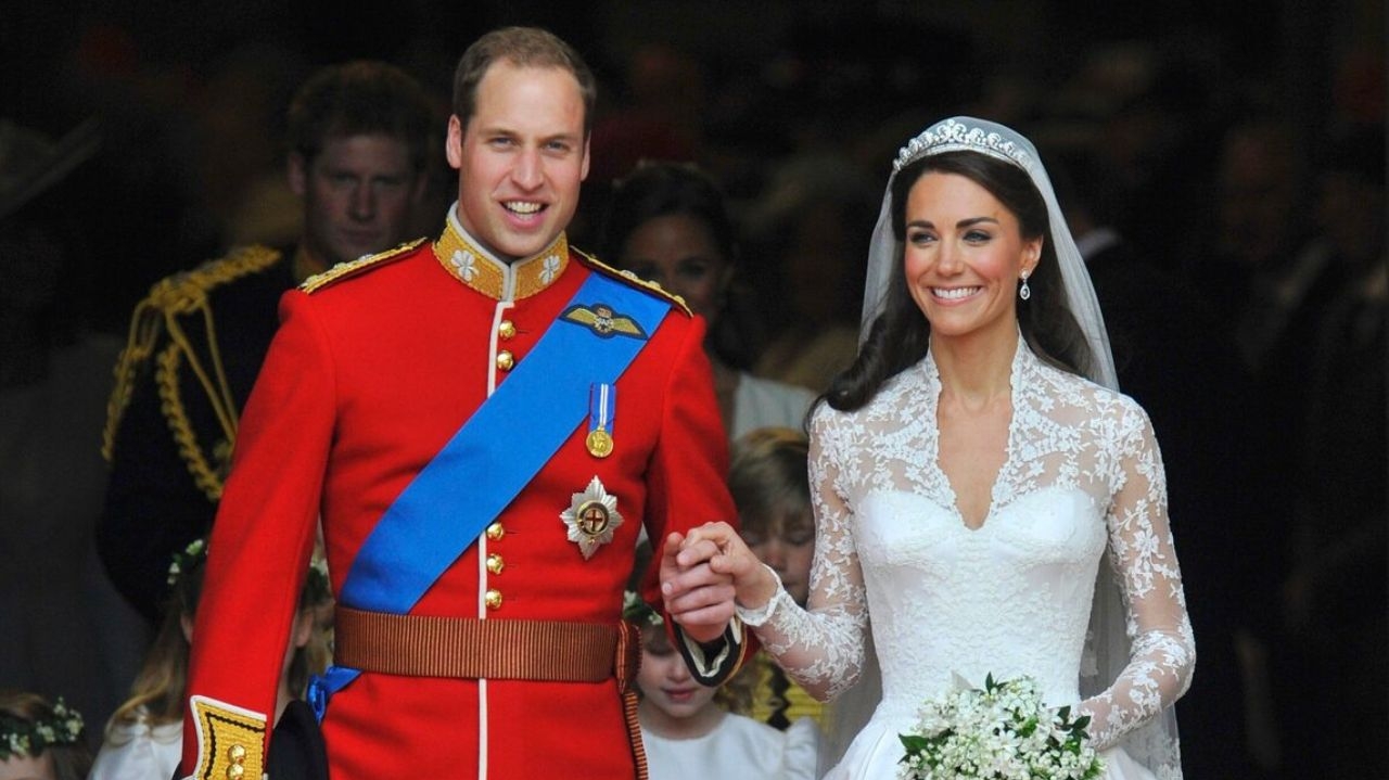 13 anos do casamento de William e Kate Middleton; relembre o look da princesa Lorena Bueri