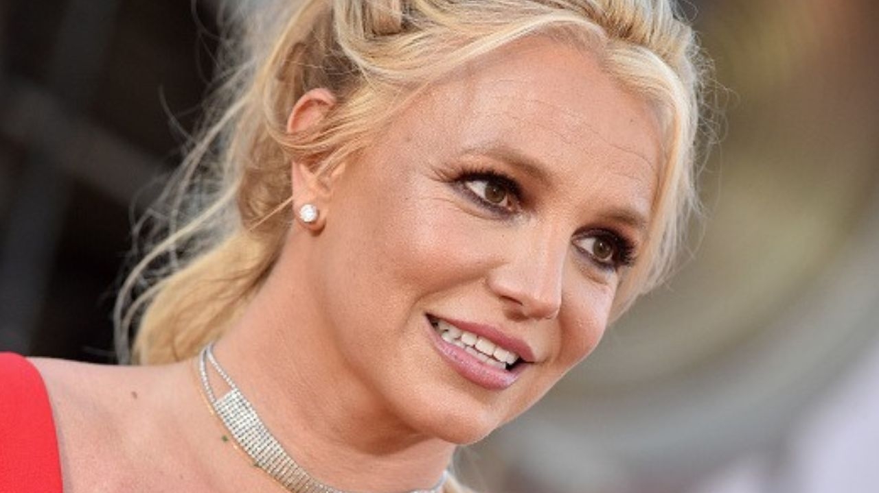 Britney e seu namorado brigam em hotel luxuoso de Los Angeles Lorena Bueri