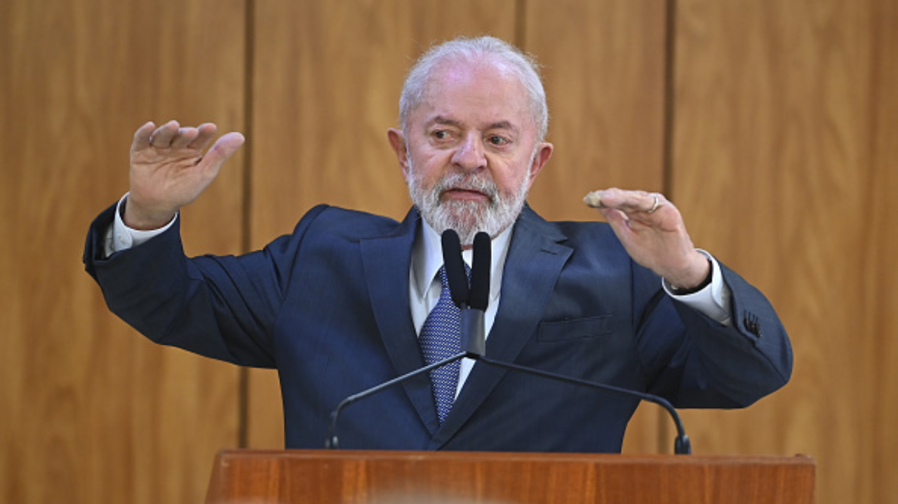 Lula declara que o governo federal apoiará na reconstrução das estradas do RS Lorena Bueri