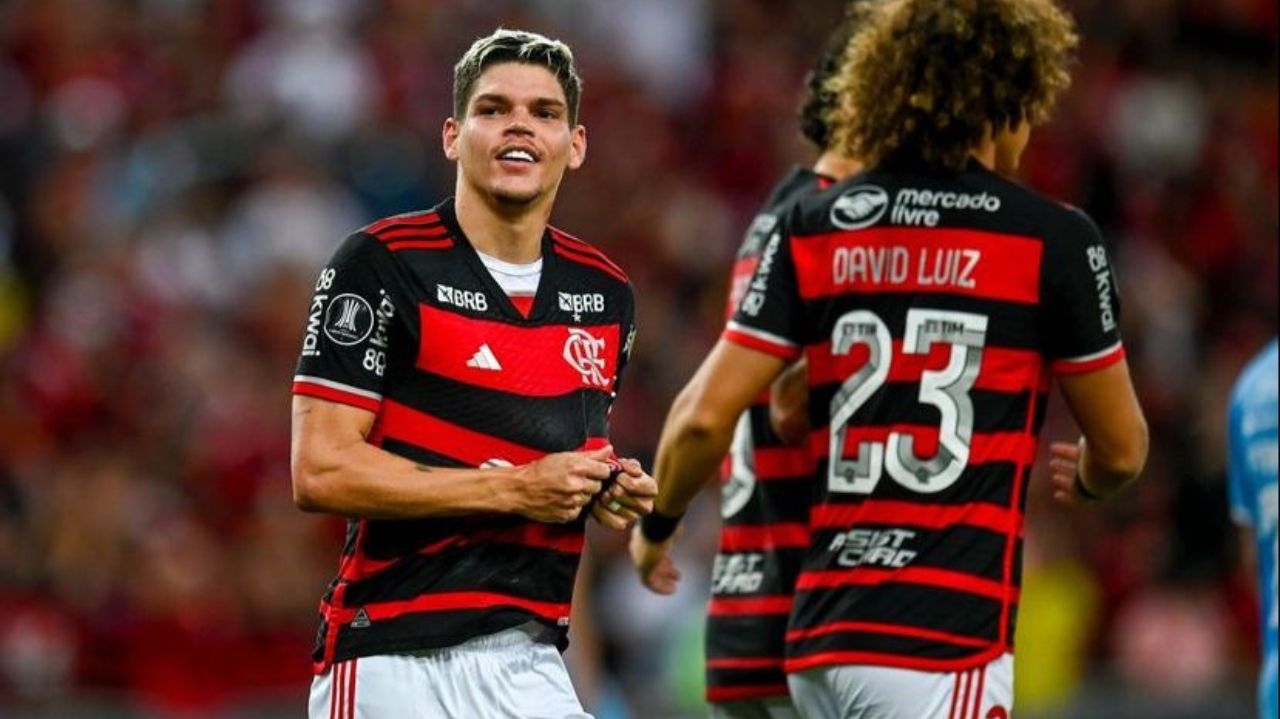 Com gol relâmpago, Flamengo vence na Libertadores  Lorena Bueri