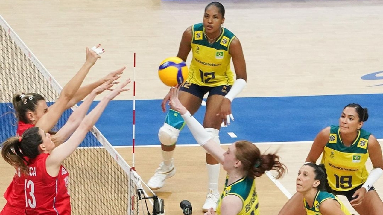 Brasil vence a Sérvia e encerra a primeira etapa da Liga das Nações com 100% de aproveitamento Lorena Bueri