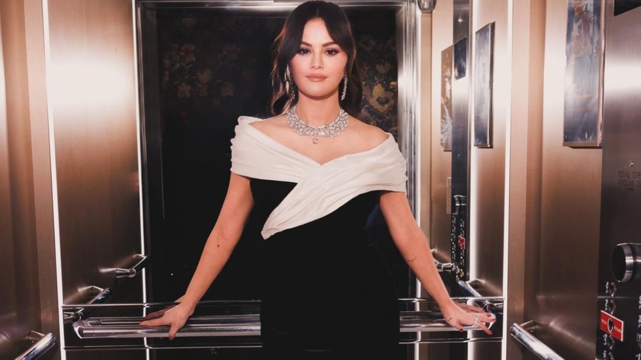 Selena Gomez irradia beleza em seus looks para o Cannes Lorena Bueri