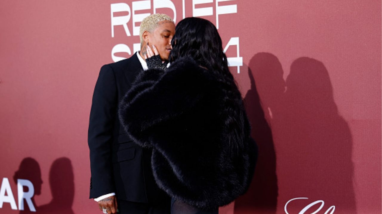 Cher participa de baile em Cannes junto ao seu namorado Lorena Bueri