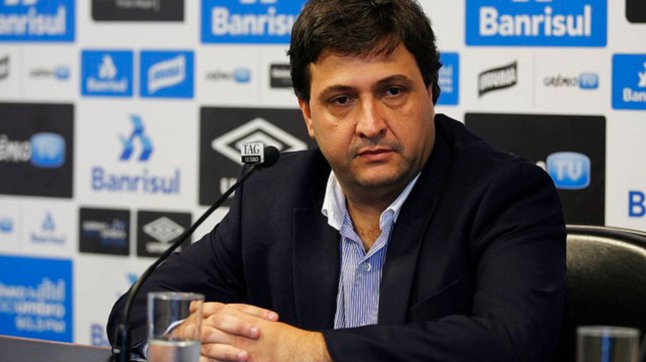 Presidente do Grêmio esclarece pontos de reunião de clubes na CBF Lorena Bueri