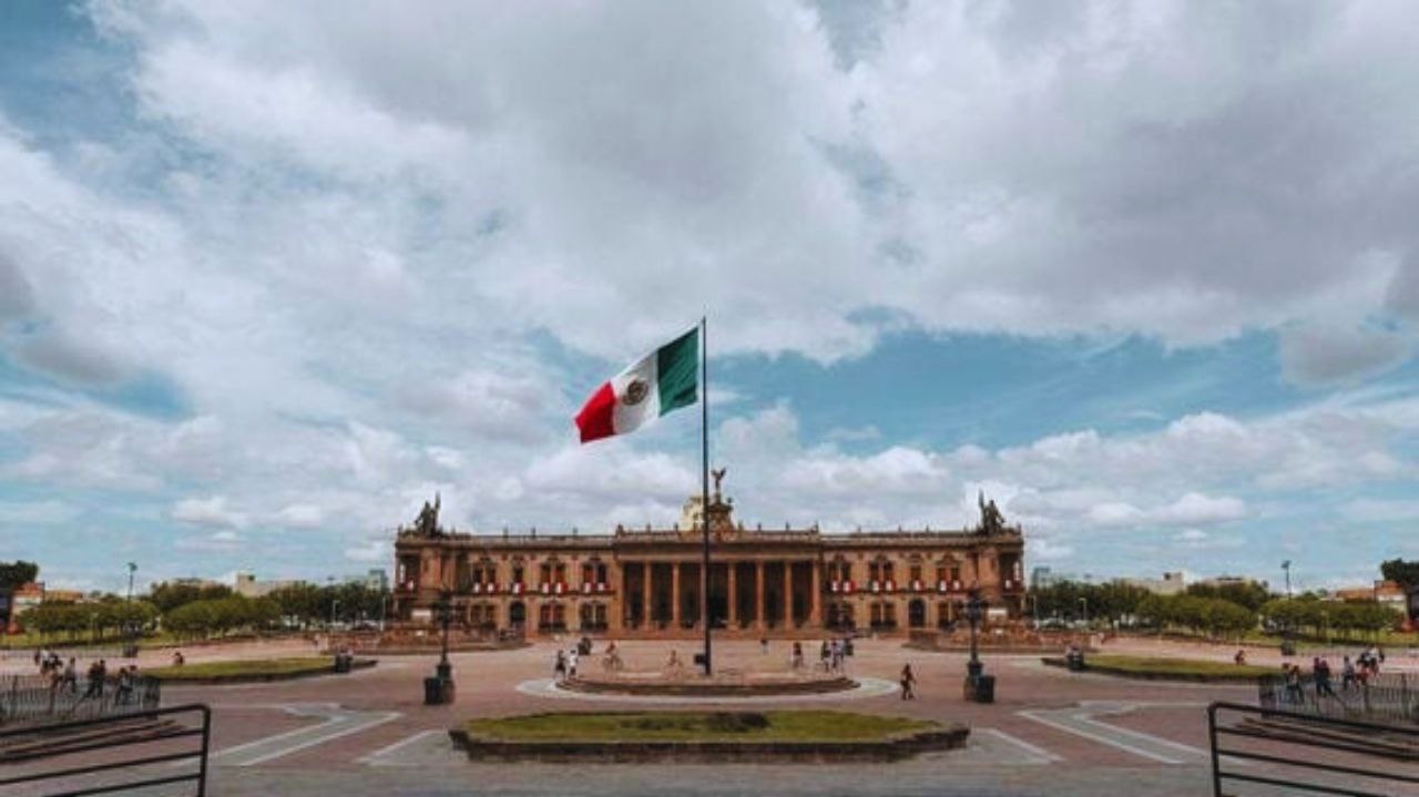  México se prepara para eleger sua primeira mulher presidente Lorena Bueri