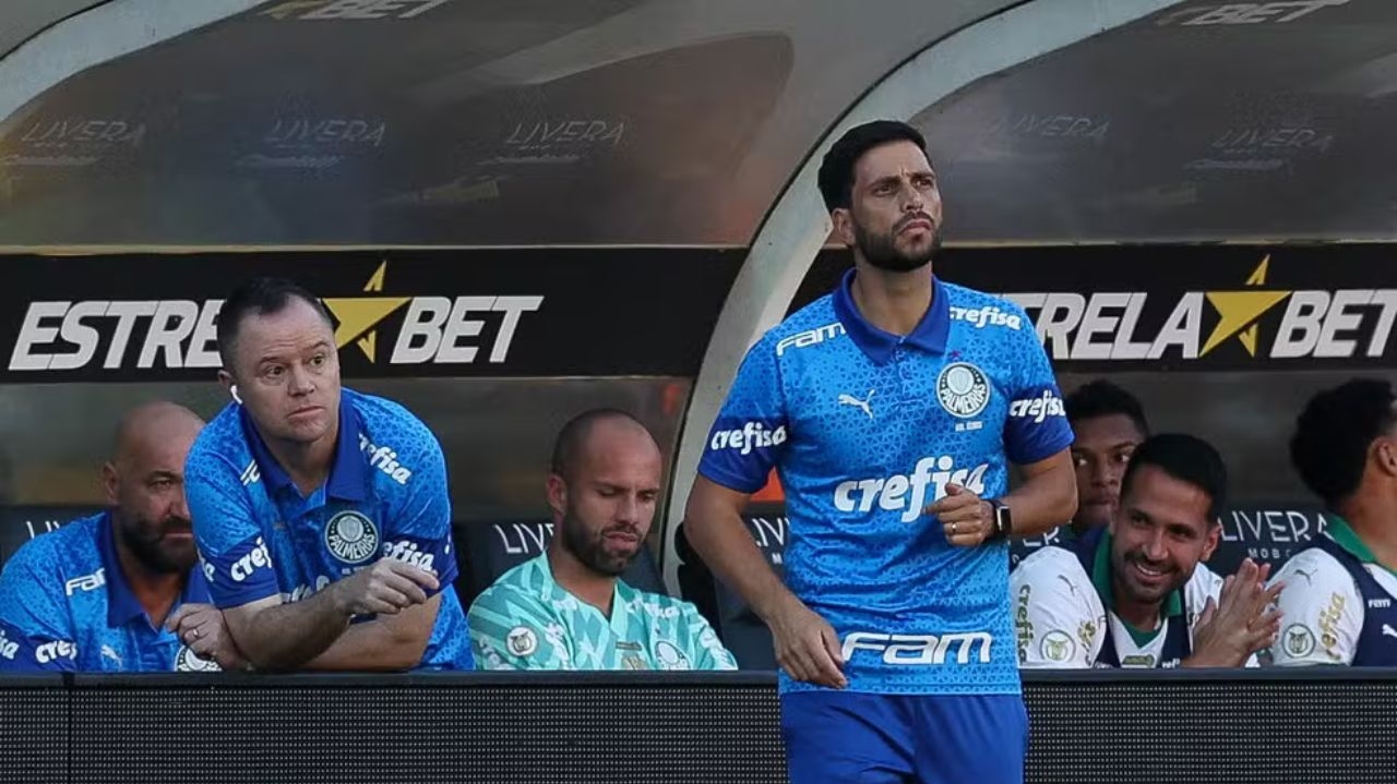 Auxiliar de Abel analisa o momento do Palmeiras negando falta de vontade e exalta força mental do time Lorena Bueri
