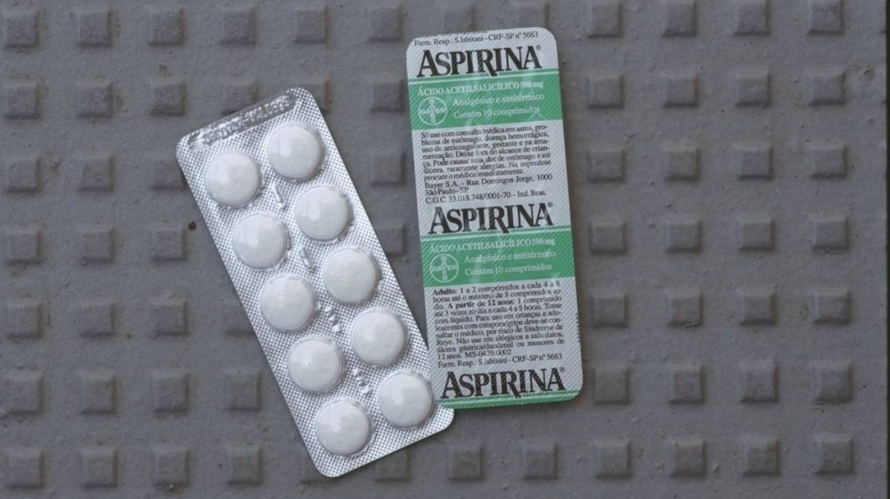 Estudo revela que Aspirina pode combater inflamação provocada pela falta de sono  Lorena Bueri