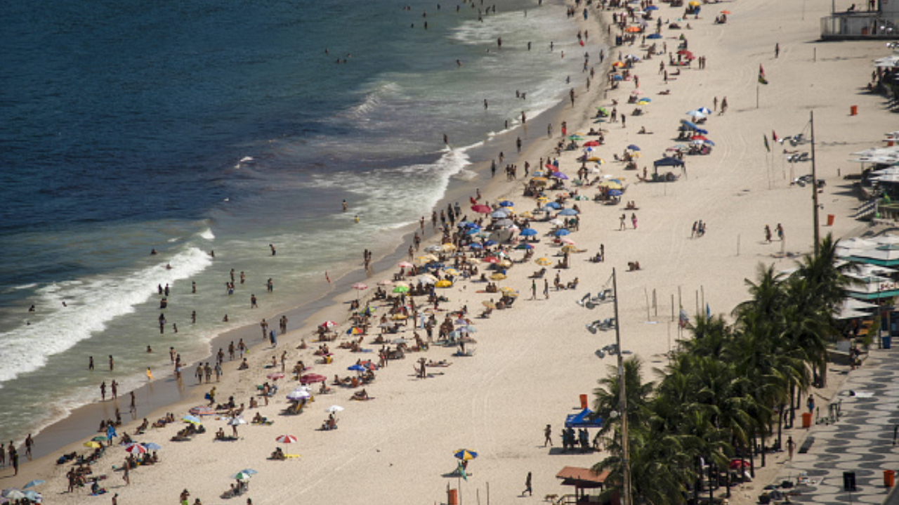 Governo Lula se posiciona contra a PEC das praias Lorena Bueri