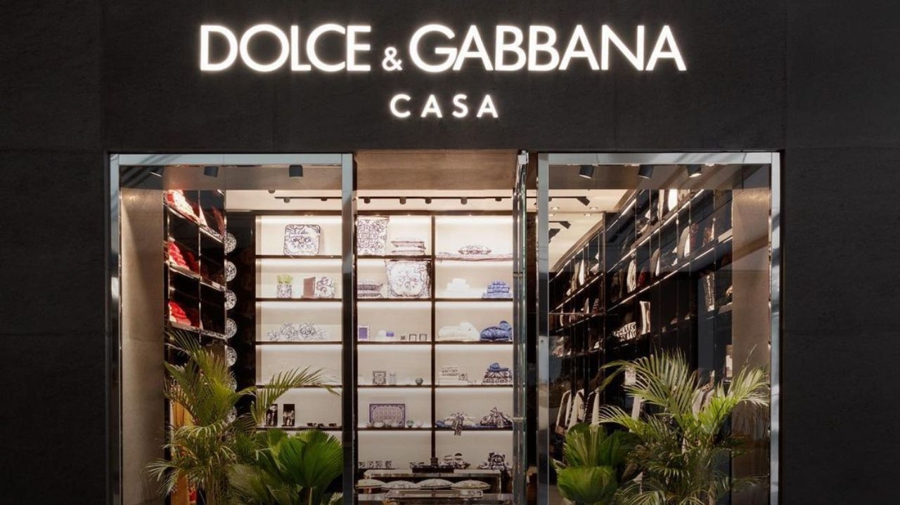 Dolce & Gabbana reinaugura boutique e lança primeira linha casa no Brasil Lorena Bueri