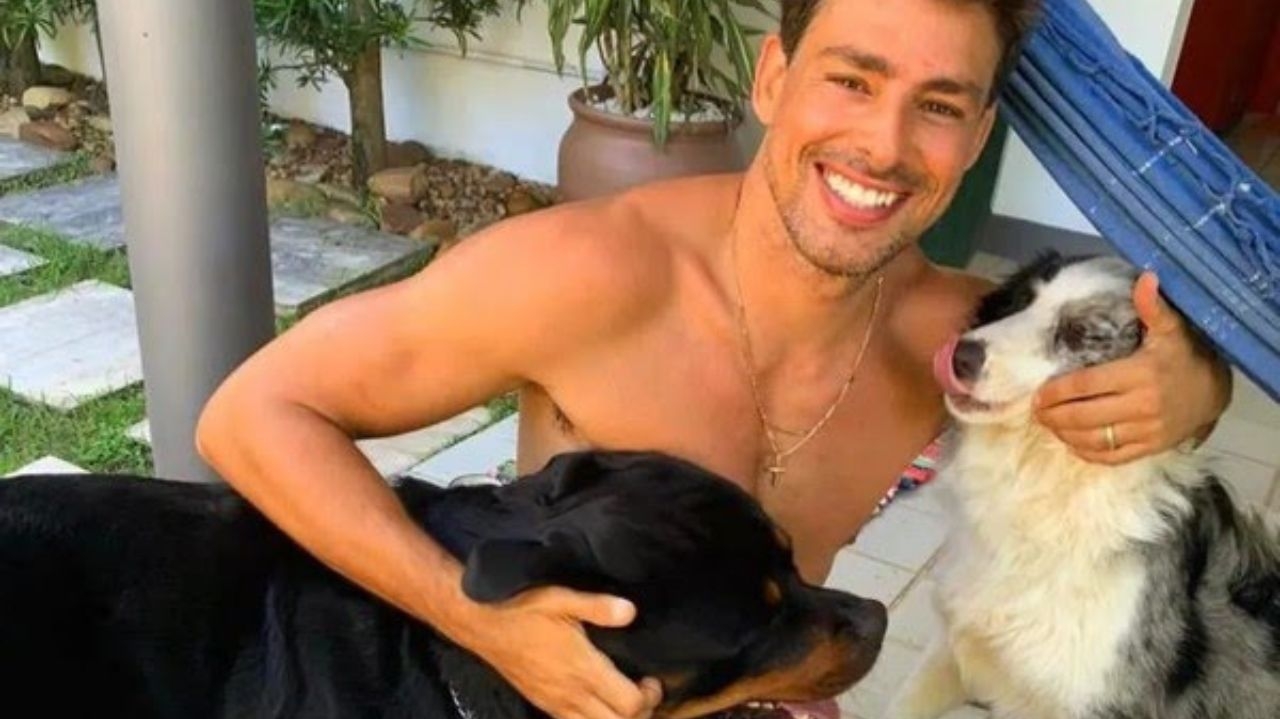 Cauã Reymond denuncia o envenenamento de seus cães nas redes sociais  Lorena Bueri