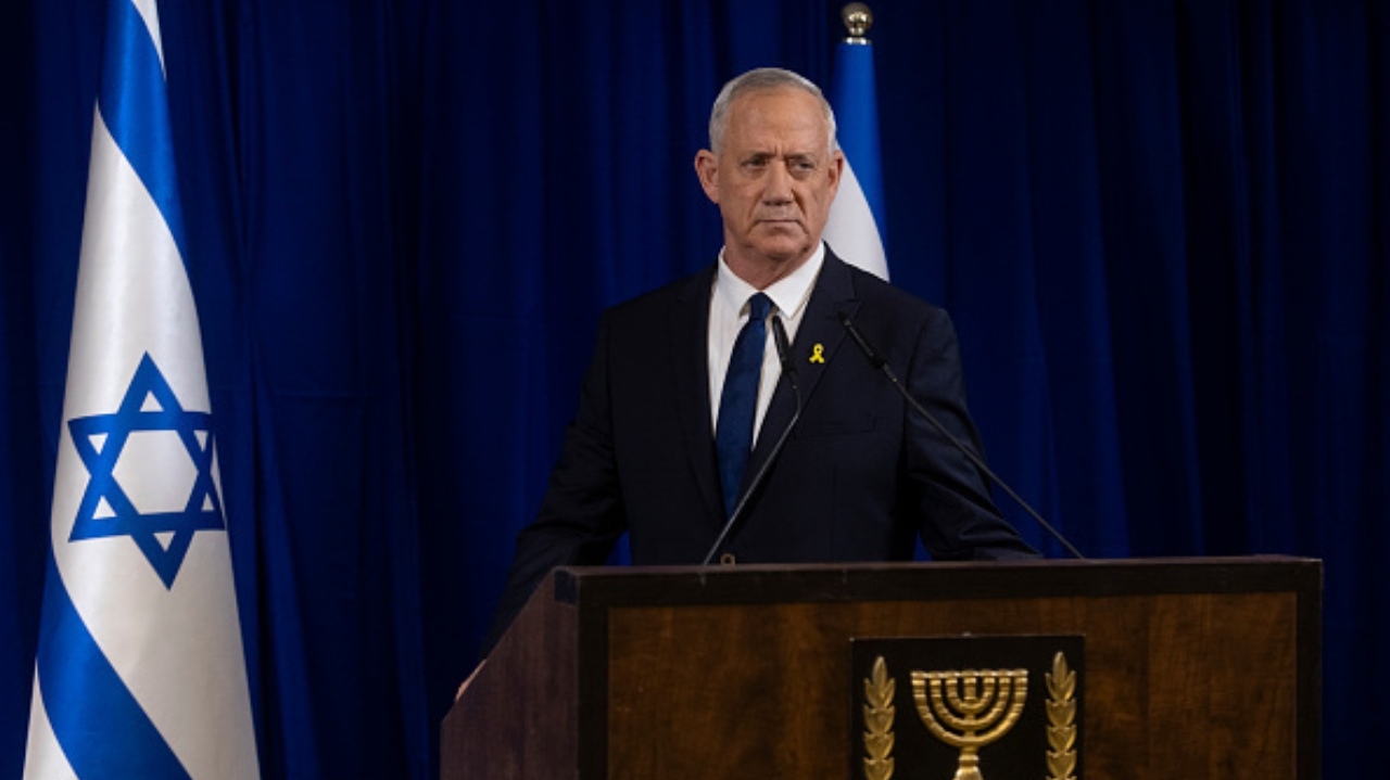 Benny Gantz anuncia sua saída do gabinete de guerra de Israel Lorena Bueri
