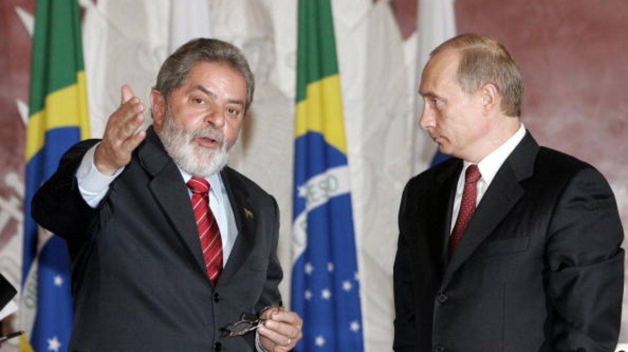 Presidente Lula recebe ligação de Putin para discutir temas globais Lorena Bueri