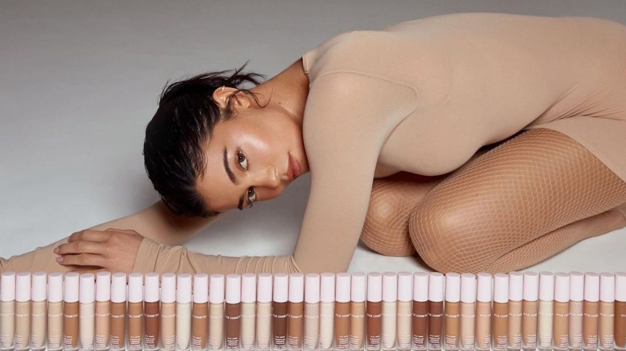 Linha de pele da Kylie Cosmetics chega no Brasil Lorena Bueri