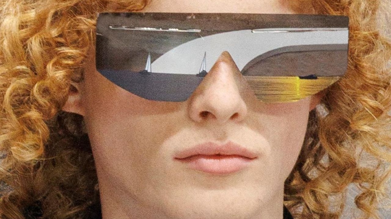 Óculos com ilusão de ótica são novidade no desfile da Prada Lorena Bueri