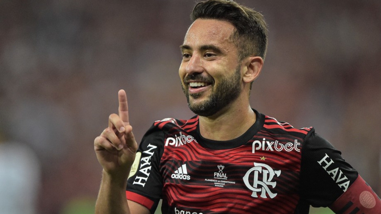 Everton Ribeiro vai receber homenagem da torcida do Flamengo  Lorena Bueri