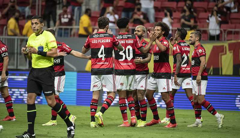 Com show de Gabigol, Flamengo garante vaga na semifinal da Libertadores Lorena Bueri