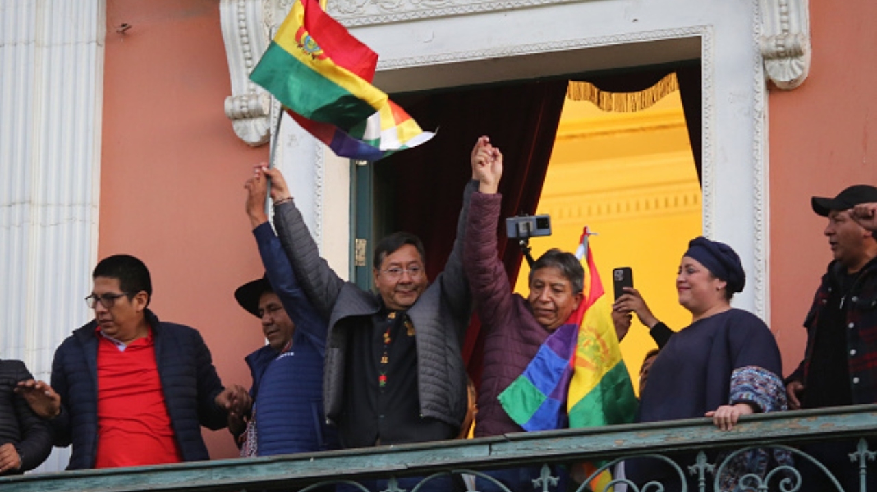 Bolívia pode ter entrada facilitada no Mercosul após fracasso em golpe  Lorena Bueri