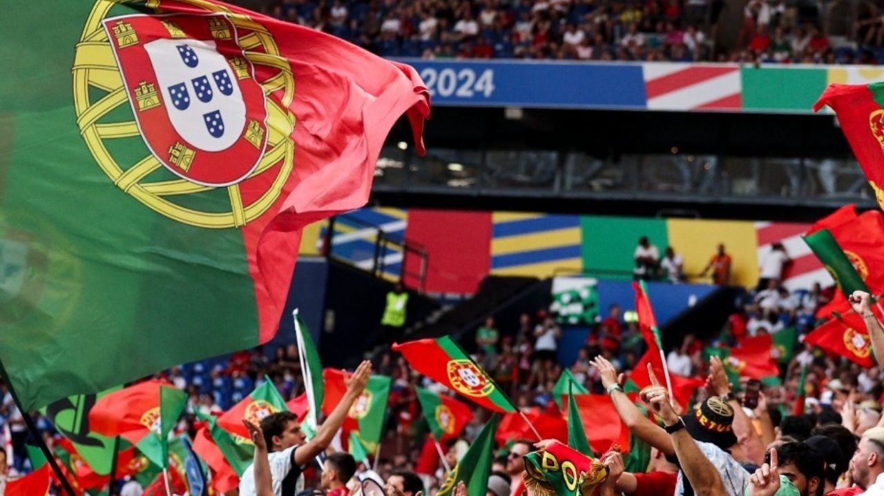 Portugal vence a Eslovênia nos pênaltis e avança para as quartas na Eurocopa Lorena Bueri