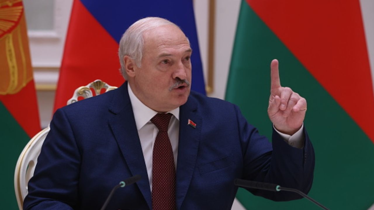 Belarus reforça a segurança na fronteira com a Ucrânia para evitar confrontos Lorena Bueri