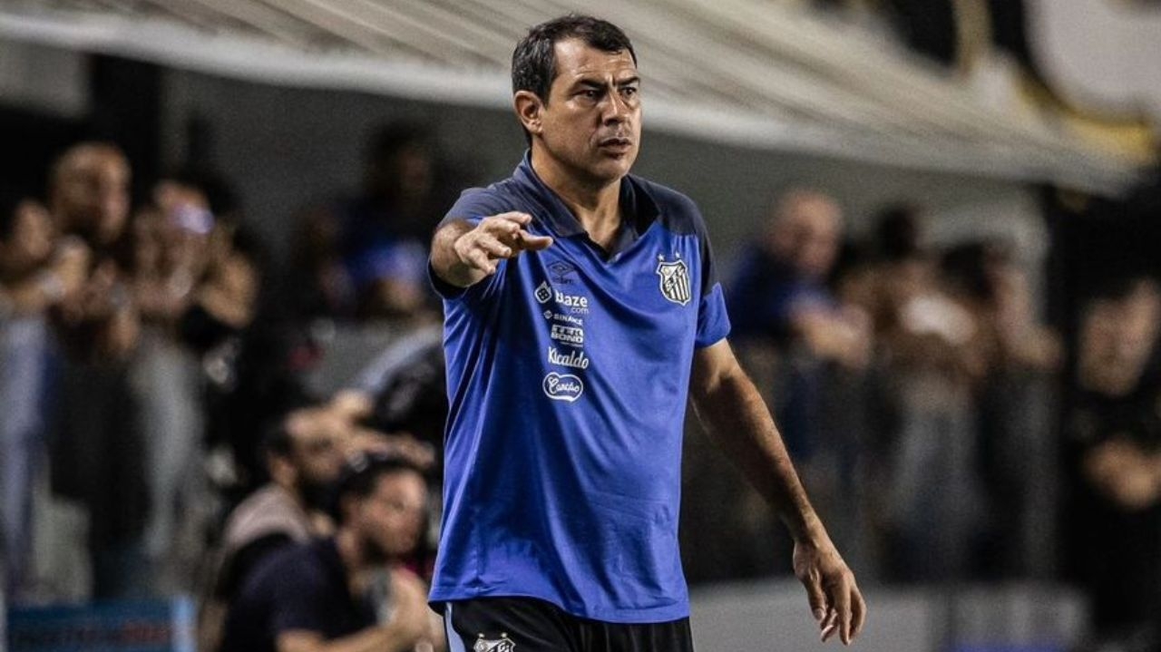 Marcelo Teixeira encerra tratativas com Corinthians e não vai liberar Carille Lorena Bueri