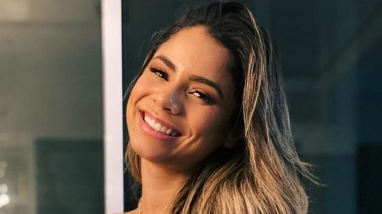 Lexa se pronuncia após acusação de ex-dançarino Lorena Bueri