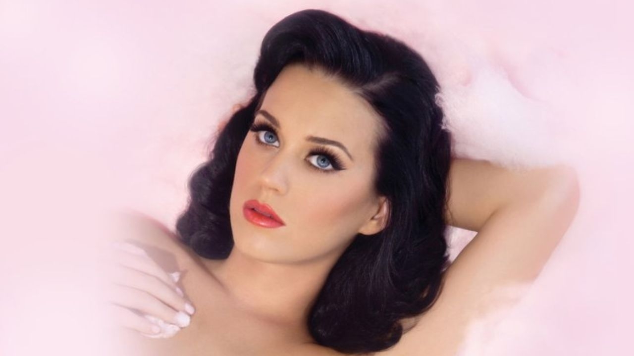 Katy Perry ultrapassa 7 bilhões no Spotify com Teenage Dream  Lorena Bueri