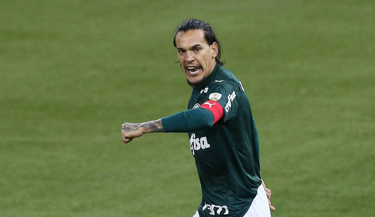 Palmeiras renova com zagueiro Gustavo Gómez