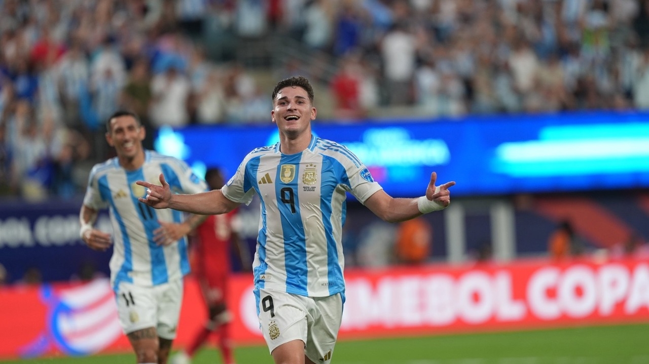 Argentina vence Canadá e está na final da Copa América Lorena Bueri