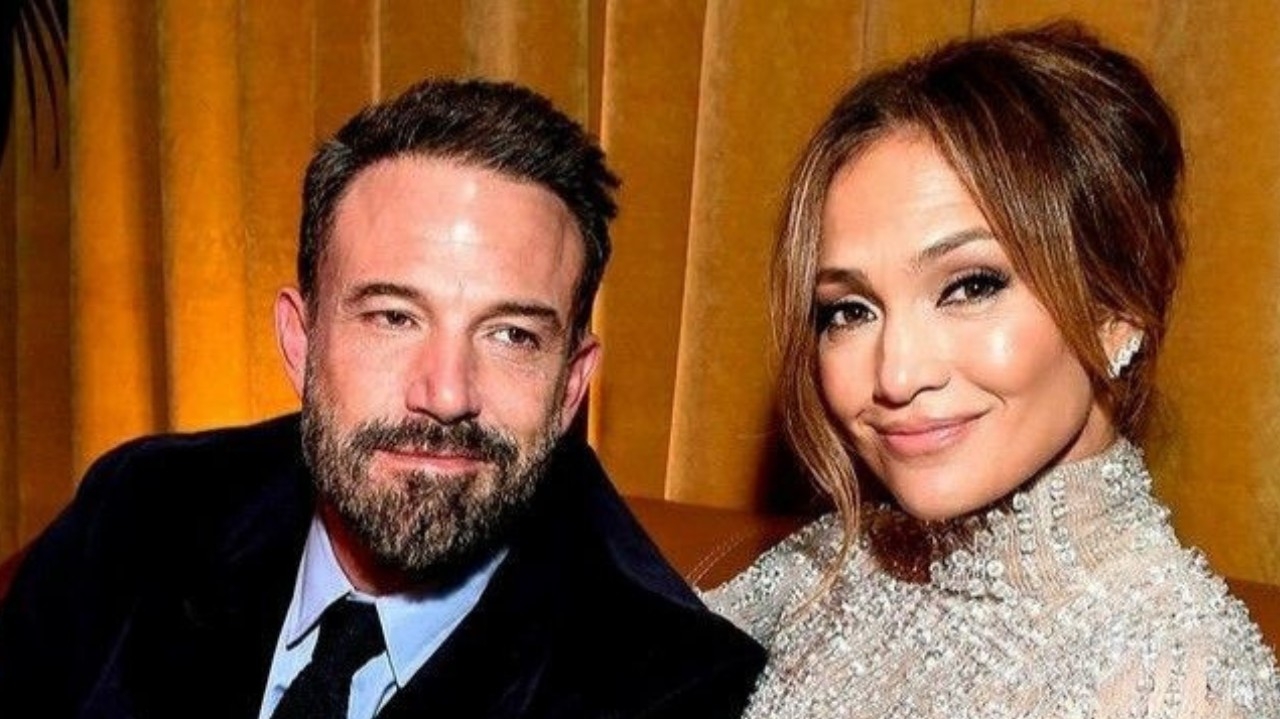 Jennifer Lopez e Ben Affleck colocam sua mansão em Bel-Air à venda Lorena Bueri