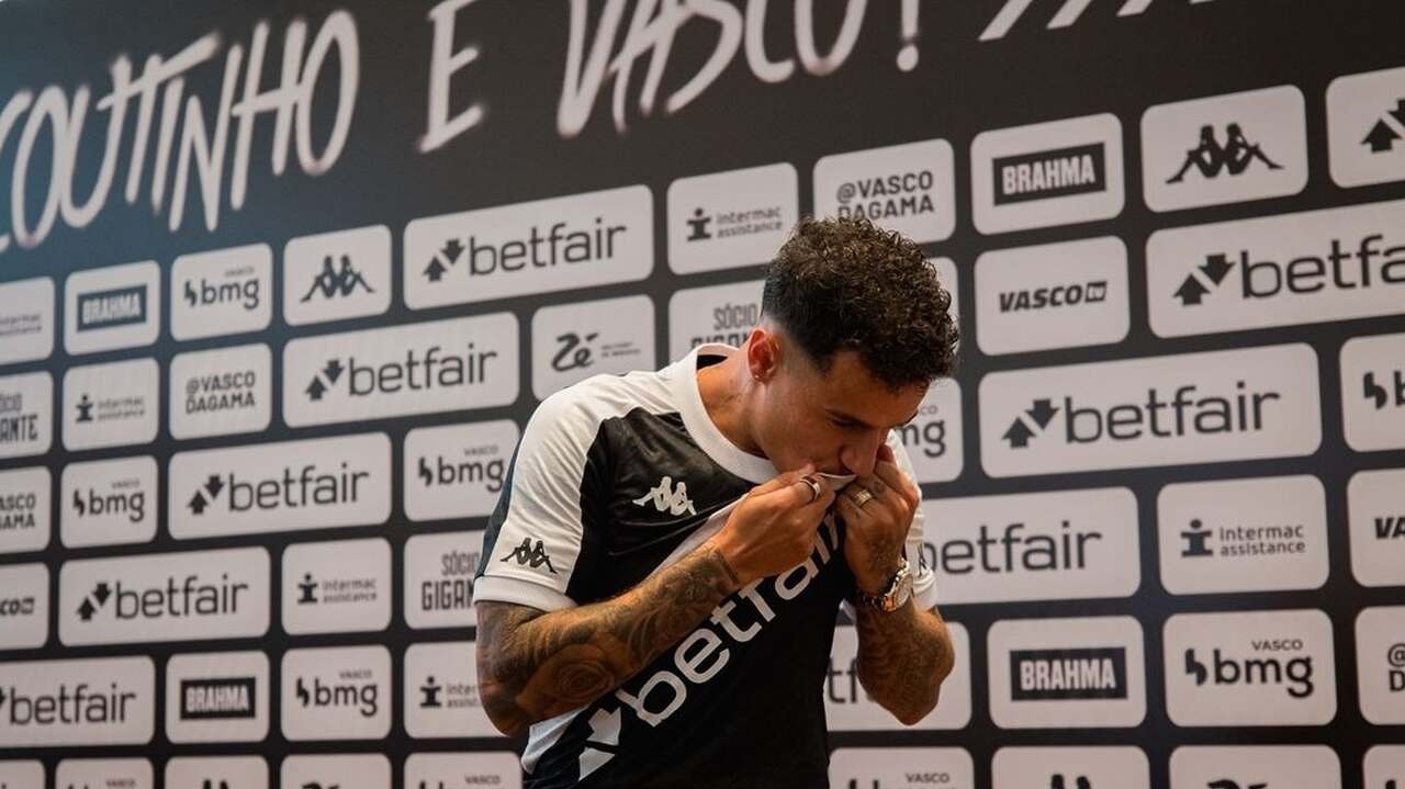 Contrato de Coutinho com o Vasco tem cláusula milionária  Lorena Bueri