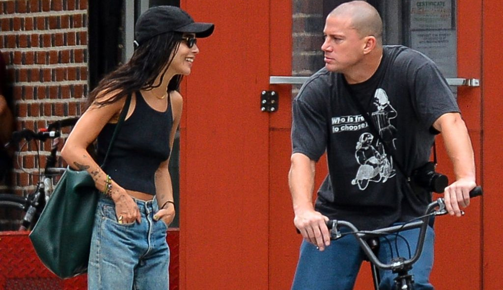 Channing Tatum e Zoë Kravitz são vistos em passeio de bicicleta em NY e reacendem rumores de um relacionamento