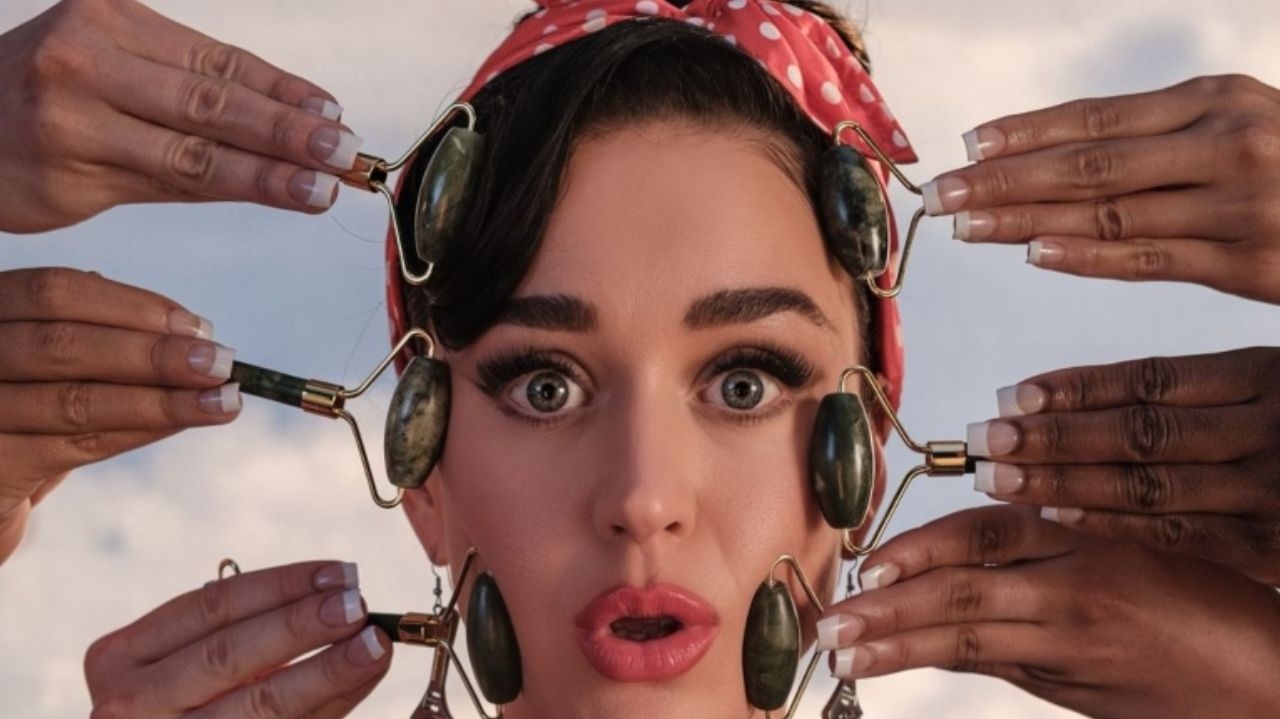 Katy Perry lança “Woman’s World” e vira alvo de críticas por jornal Lorena Bueri