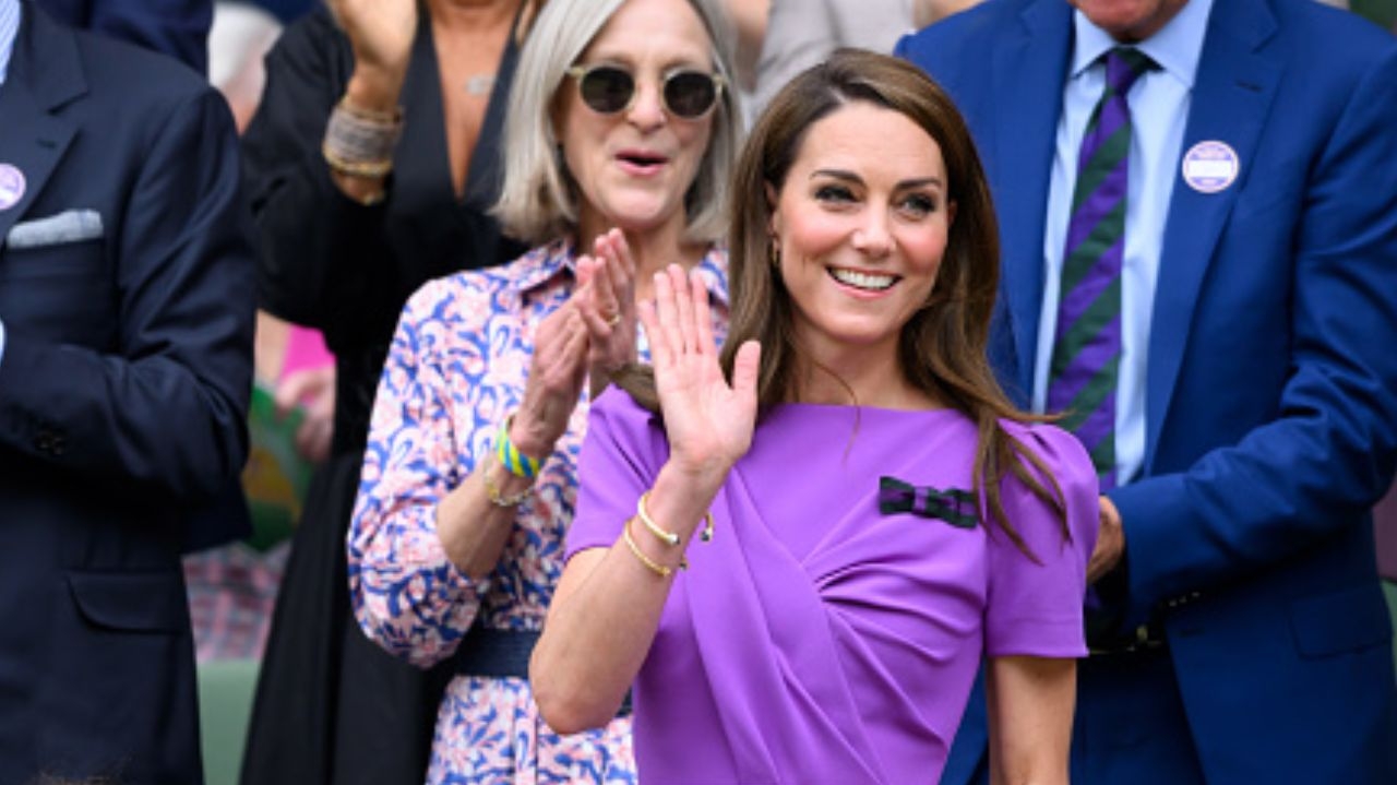 Vestido caríssimo de Kate Middleton esconde segredo muito especial Lorena Bueri