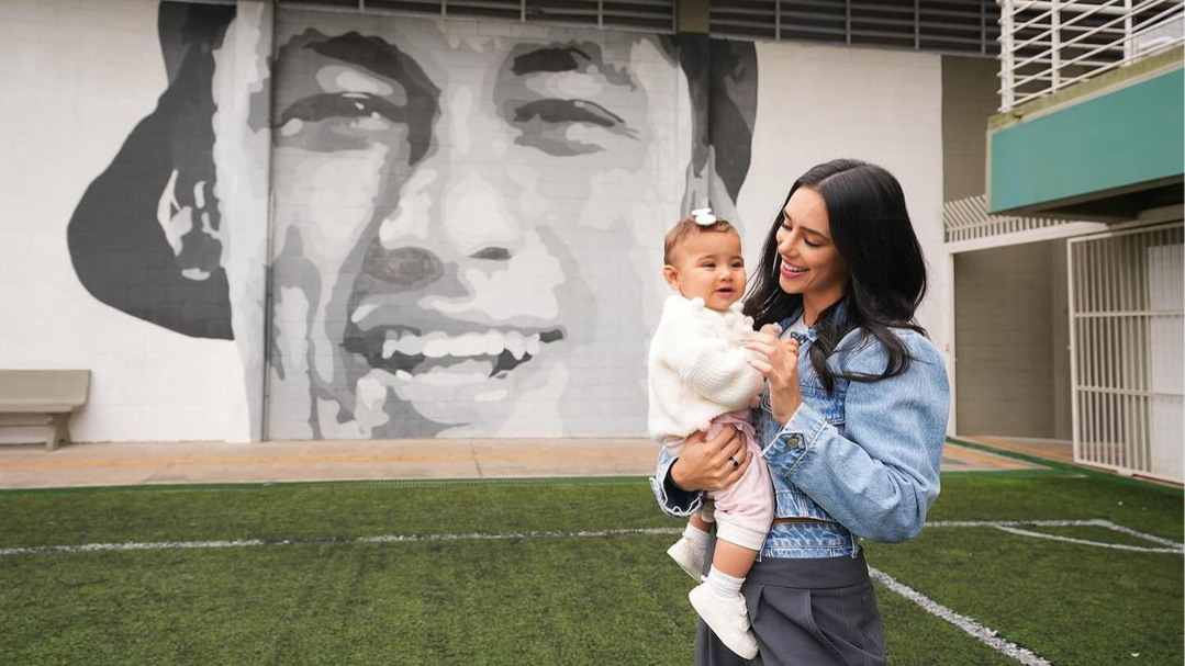 Bruna Biancardi visita Instituto Neymar Jr com Mavie Lorena Bueri