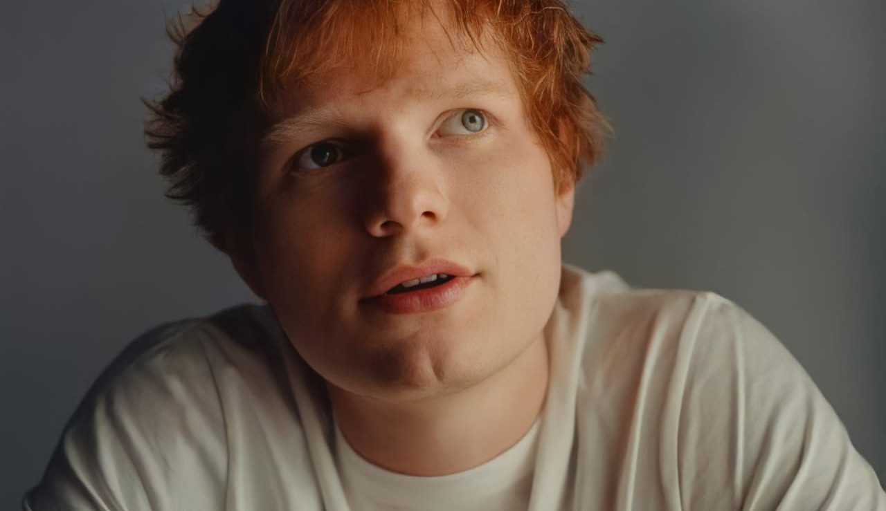 Após quatro anos em produção, Ed Sheeran anuncia data de lançamento de seu novo álbum