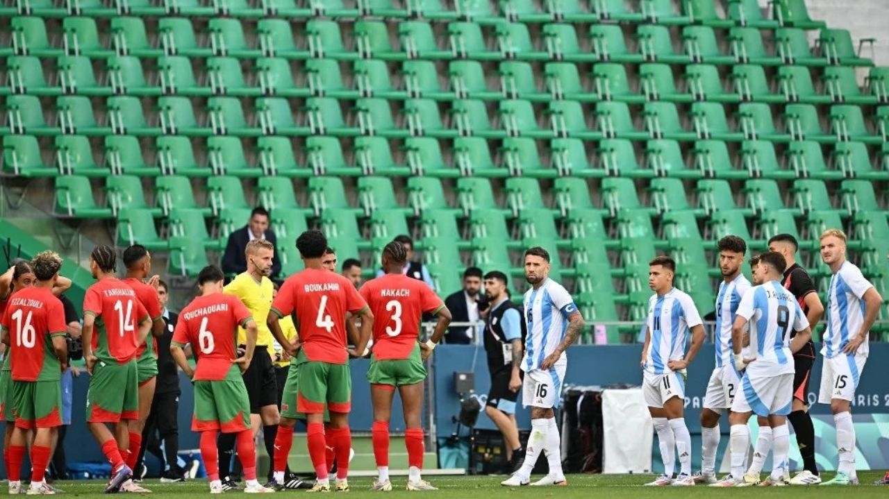 Gafe no jogo entre Argentina e Marrocos nas Olimpíadas repercute internacionalmente Lorena Bueri