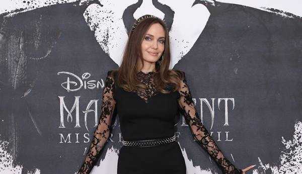 Angelina Jolie cria conta no Instagram para dar voz às mulheres afegãs Lorena Bueri