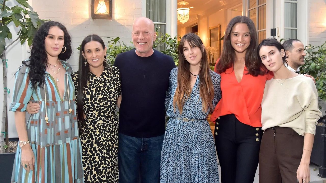 Bruce Willis aparece em clique raro feito pela filha Lorena Bueri