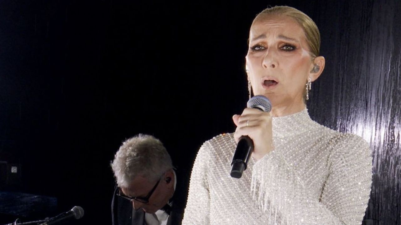 Céline Dion viraliza após confundir pedido de fãs em Paris  Lorena Bueri