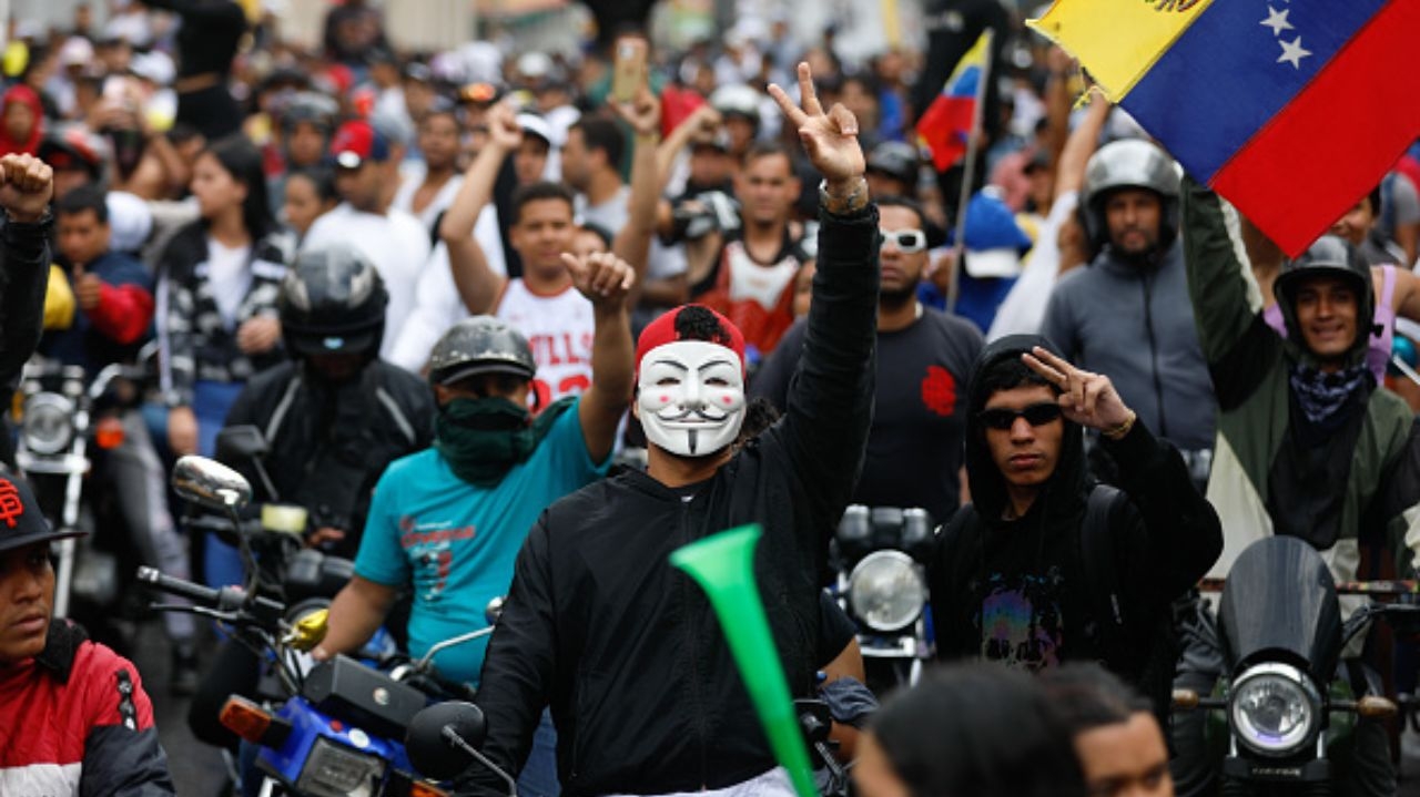 Venezuela: Ministério Público ameaça prender manifestantes violentos Lorena Bueri