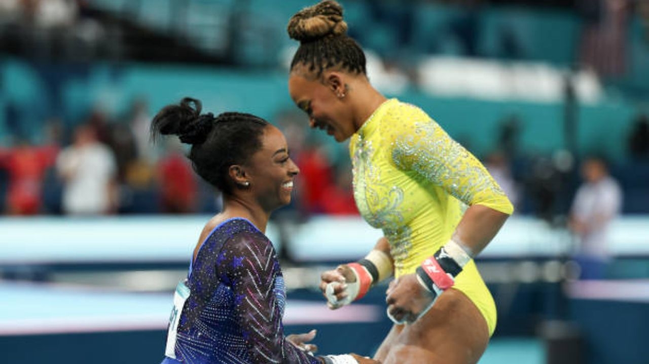 Diferença de títulos entre Simone Biles e Rebeca Andrade é menor desde 2015 Lorena Bueri