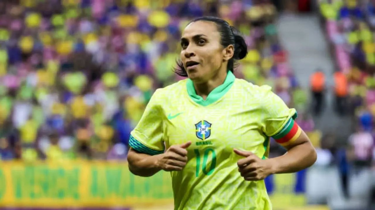 CBF busca recorrer da decisão da Fifa para Marta retornar à Olimpíada Lorena Bueri