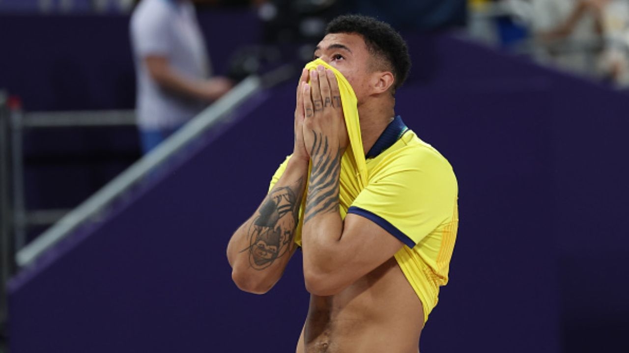 Brasil é derrotado para os Estados Unidos e está eliminado no vôlei masculino Lorena Bueri