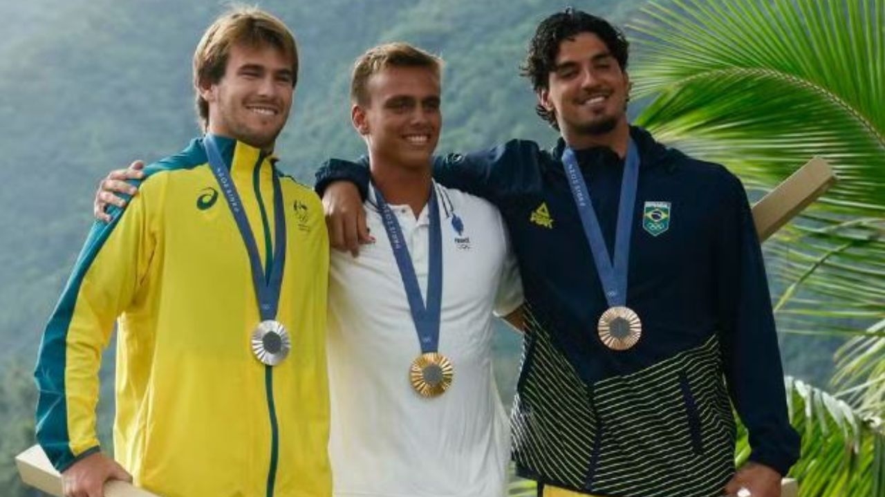 Famosos reagem a medalha de bronze de Gabriel Medina nas Olímpiadas 2024 Lorena Bueri